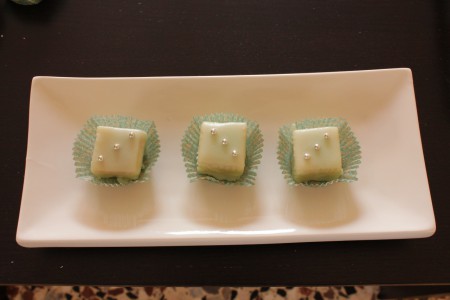 CUBI GLASSATI ALLA MENTA